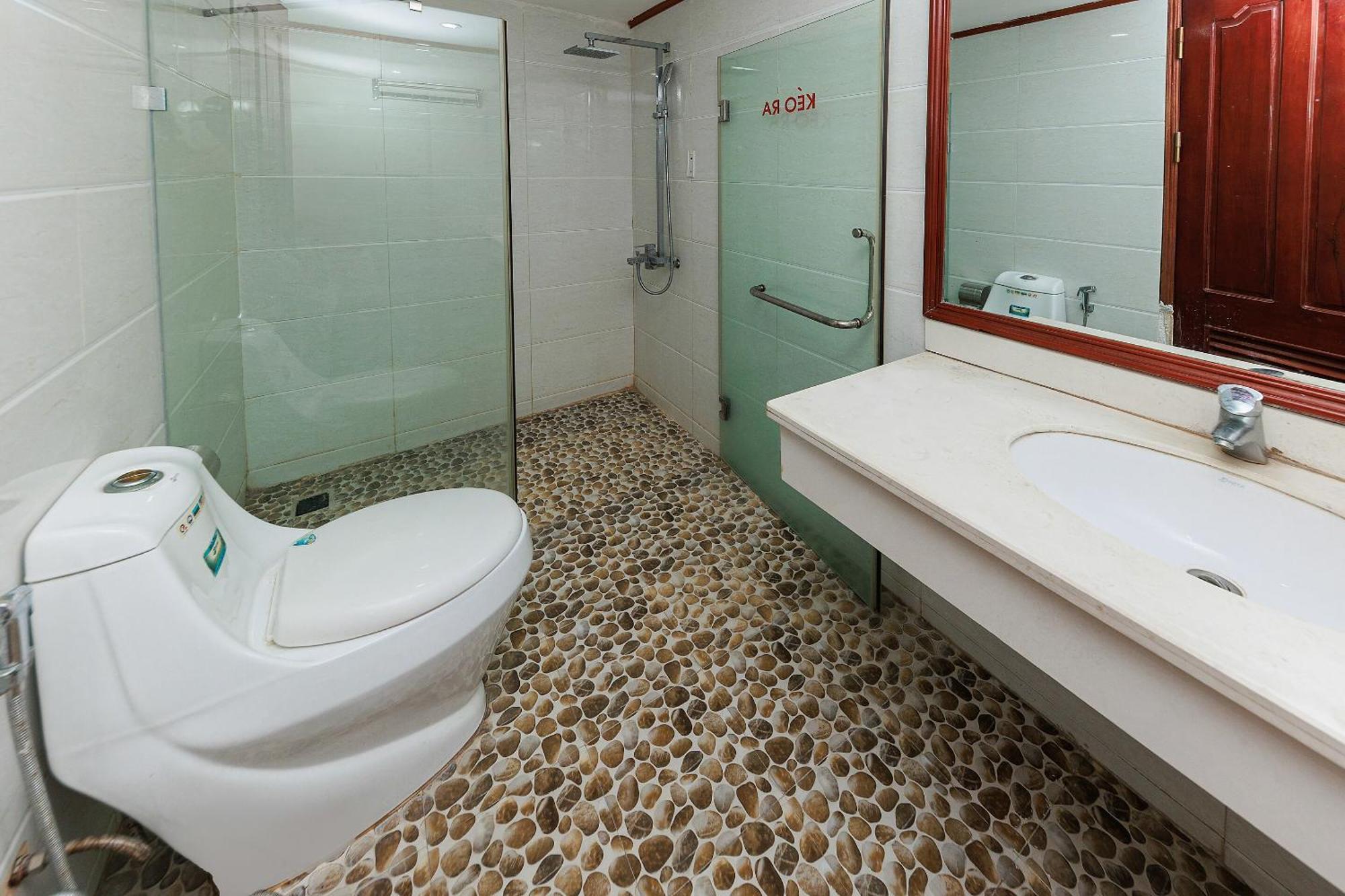 Oyo 472 Lenka Hotel Ханой Экстерьер фото
